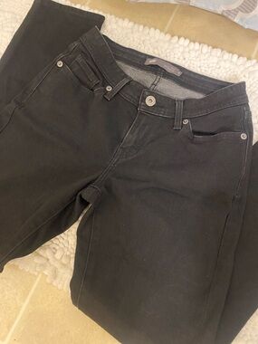 Levi's Women's Curvy 529 Skinny Jeans Size 6- Black